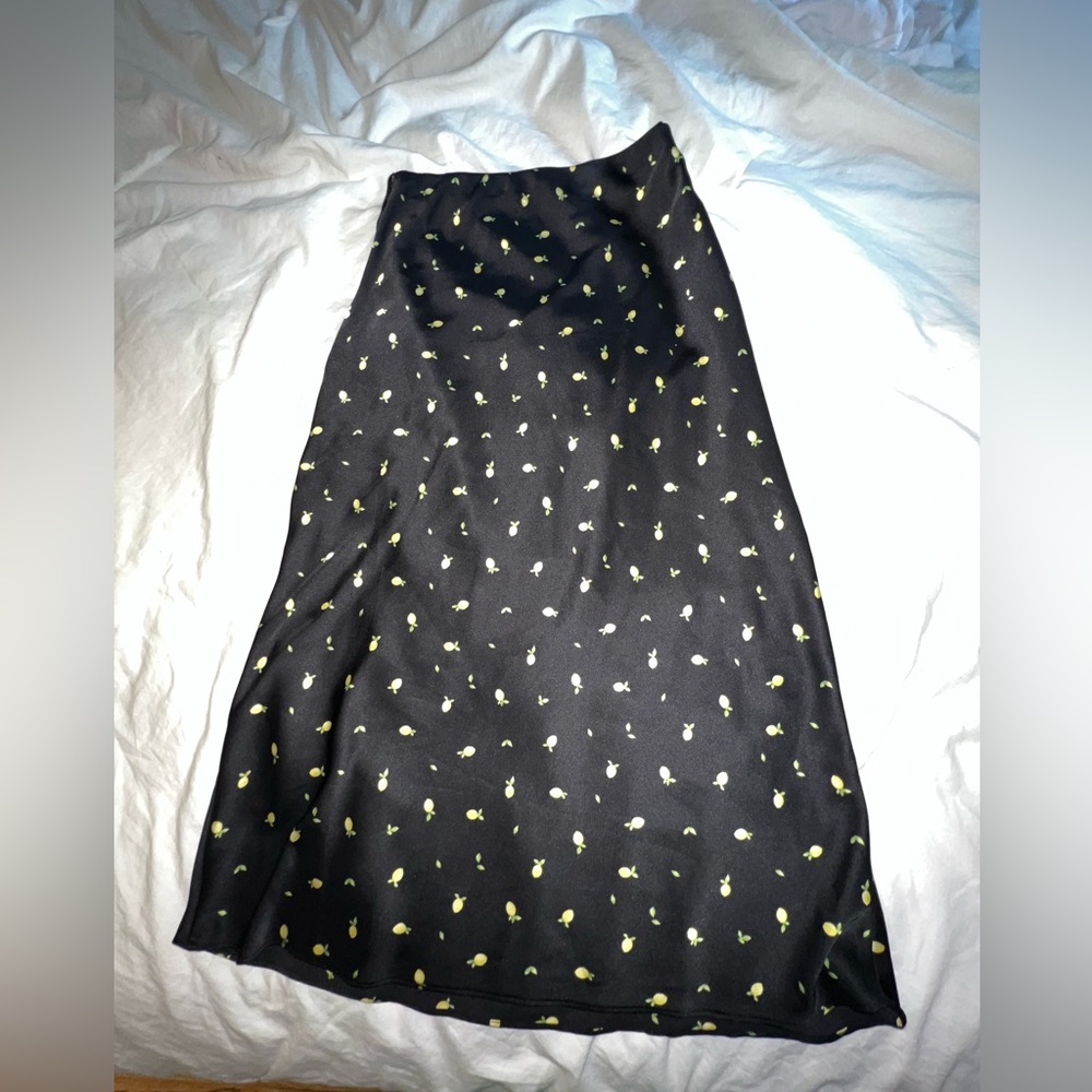 Mi Ami lemon skirt- small
